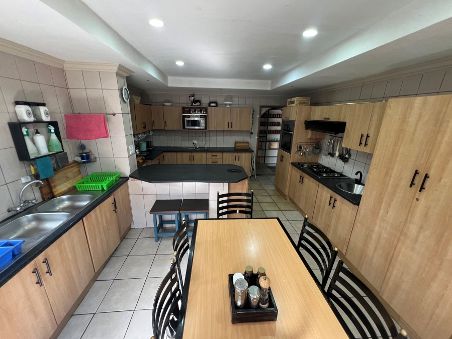 4 Bedroom Property for Sale in Stilfontein North West